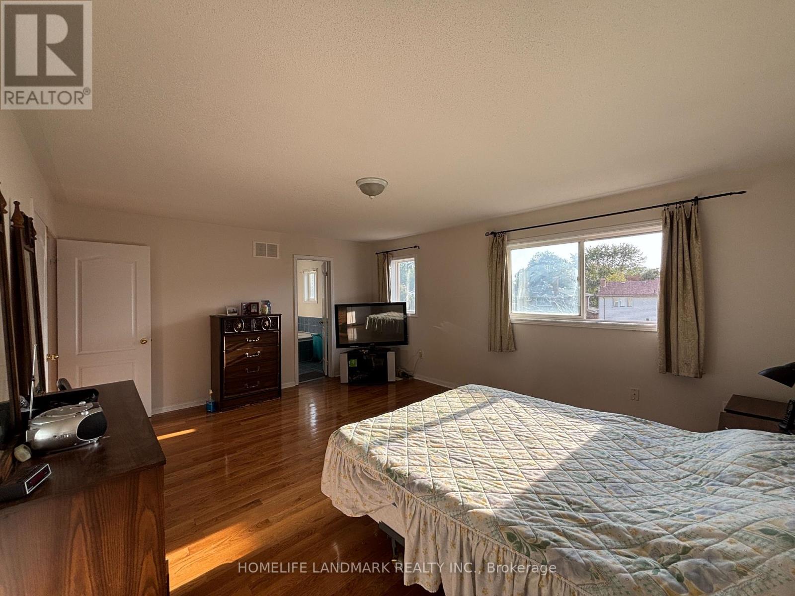 28 Stonebridge Boulevard, Toronto, Ontario  M1W 4A7 - Photo 18 - E12429870