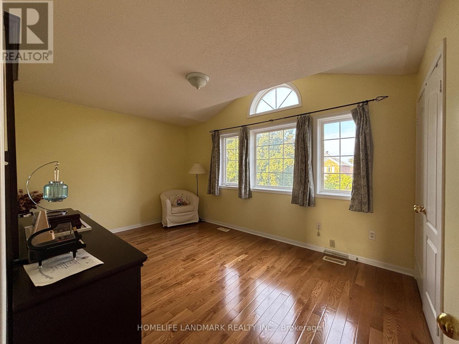 28 Stonebridge Boulevard, Toronto, Ontario  M1W 4A7 - Photo 20 - E12429870