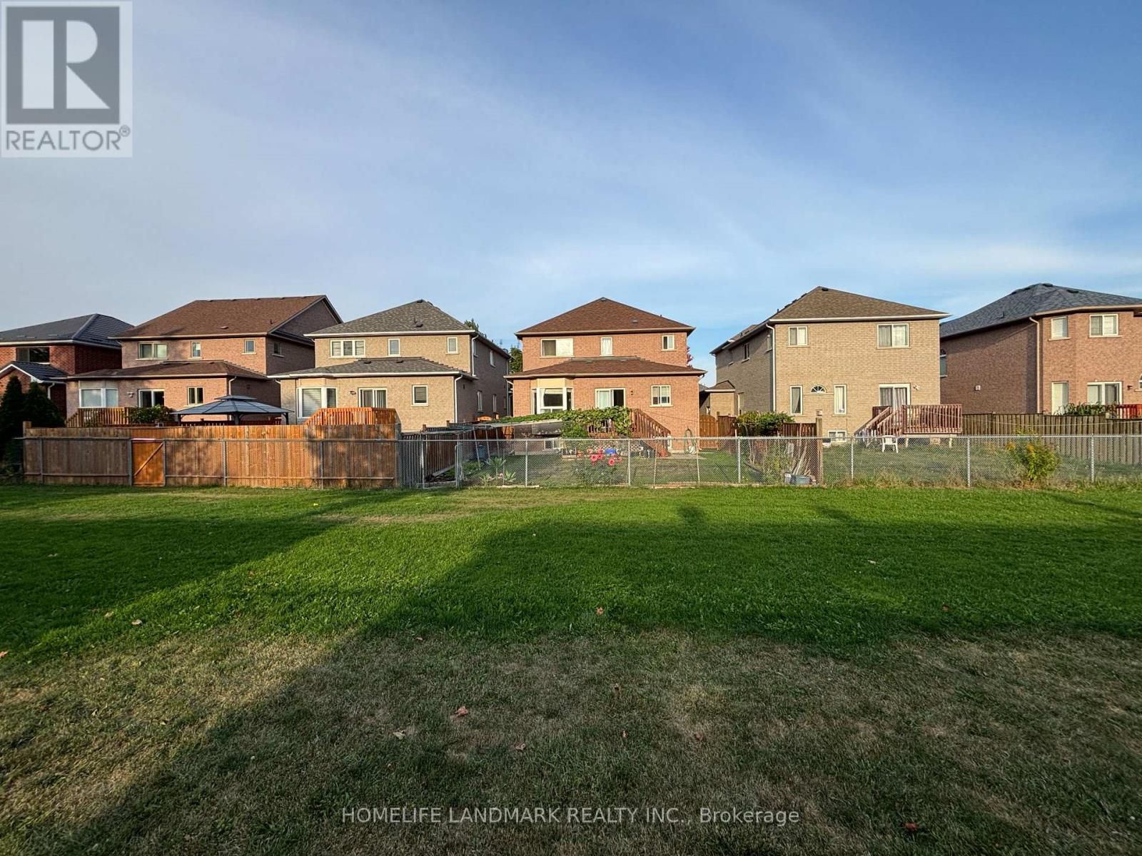 28 Stonebridge Boulevard, Toronto, Ontario  M1W 4A7 - Photo 34 - E12429870