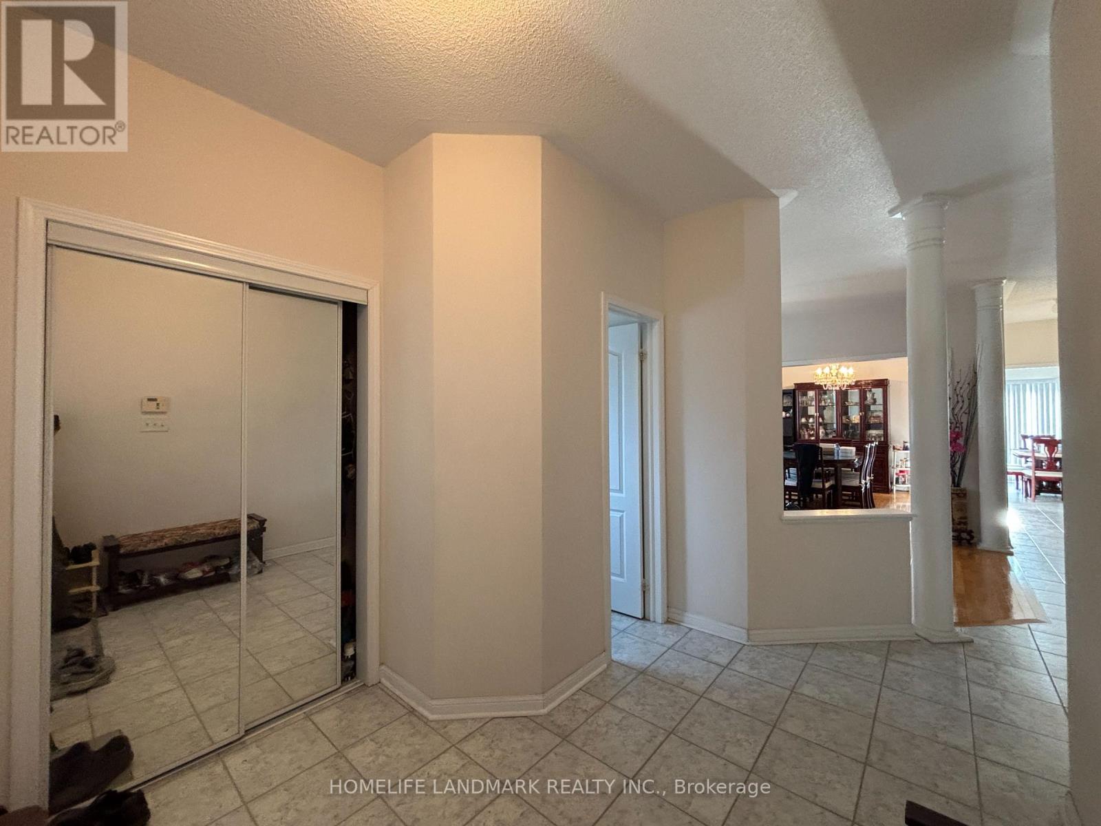 28 Stonebridge Boulevard, Toronto, Ontario  M1W 4A7 - Photo 5 - E12429870