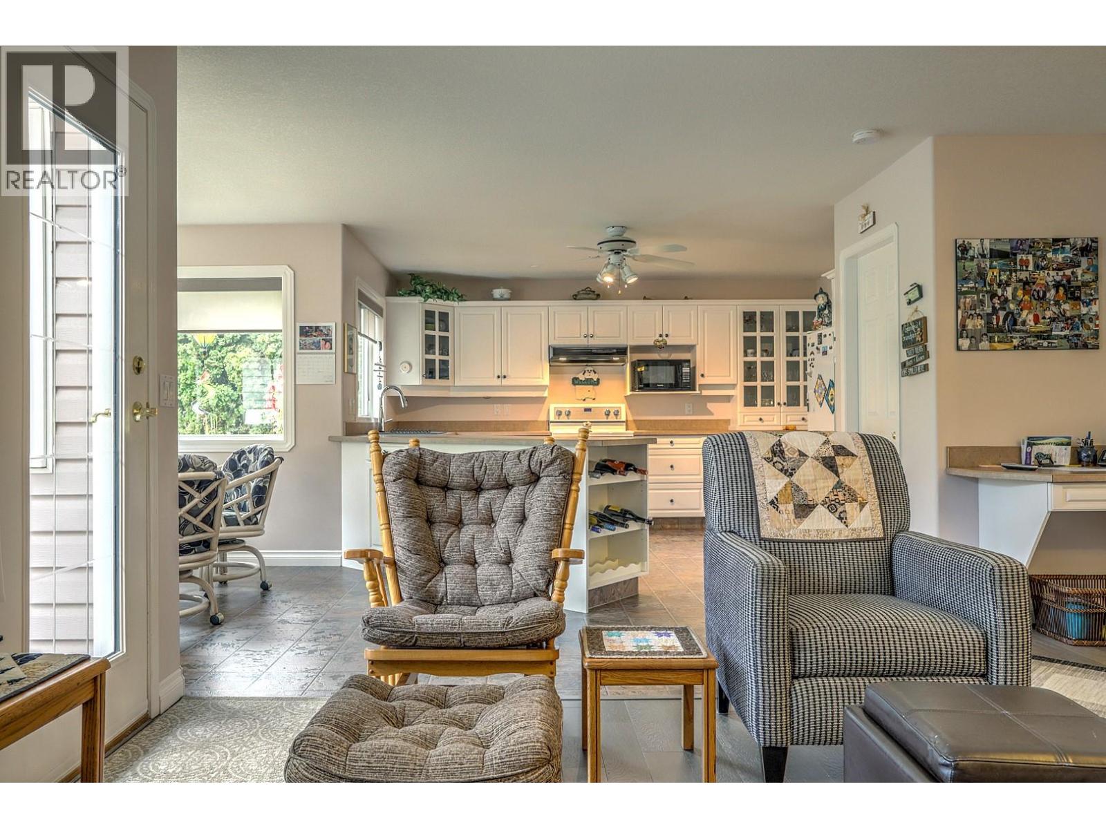 8905 Orchard Ridge Drive, Coldstream, British Columbia  V1B 1Z7 - Photo 21 - 10364012