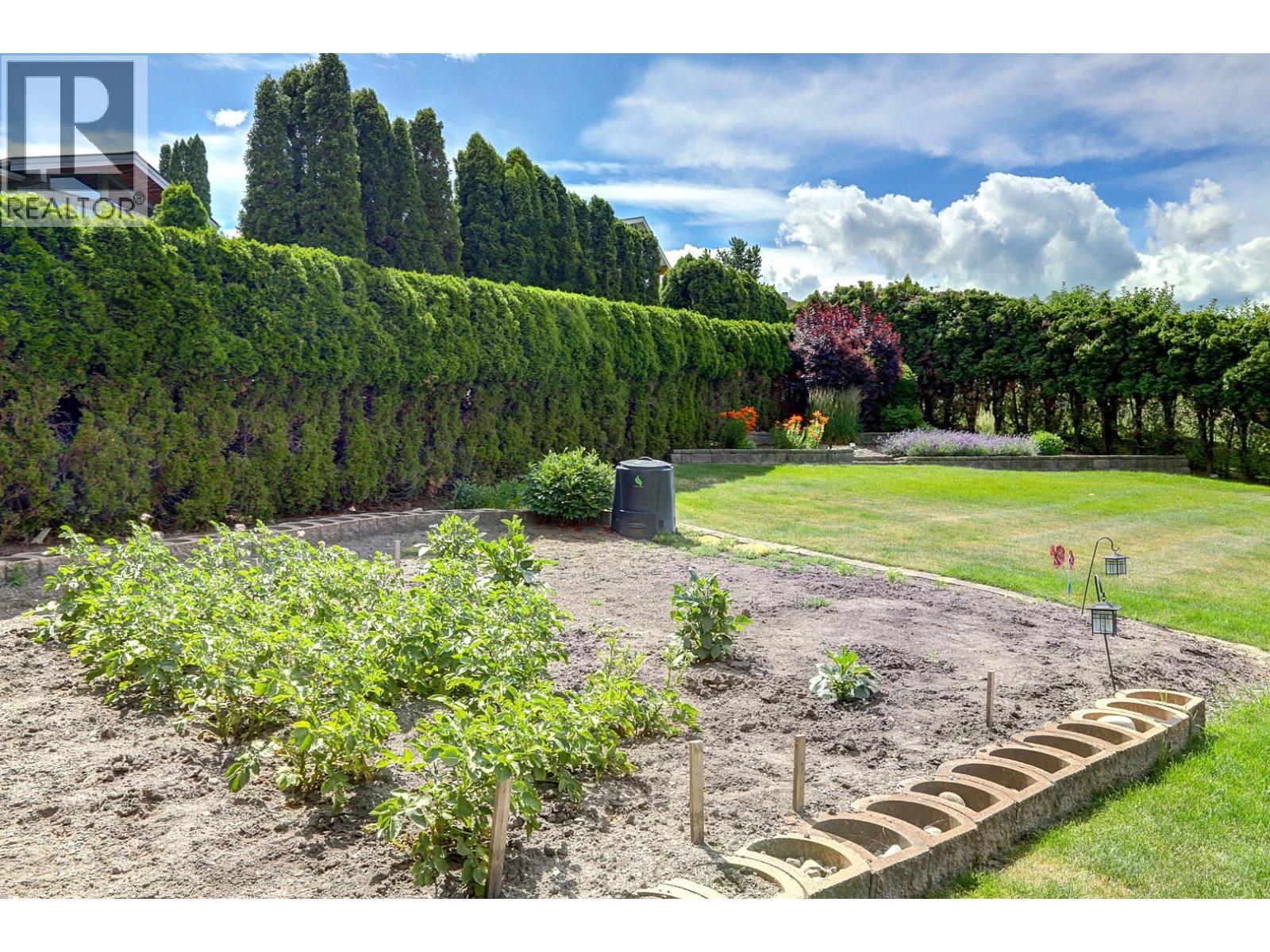 8905 Orchard Ridge Drive, Coldstream, British Columbia  V1B 1Z7 - Photo 74 - 10364012