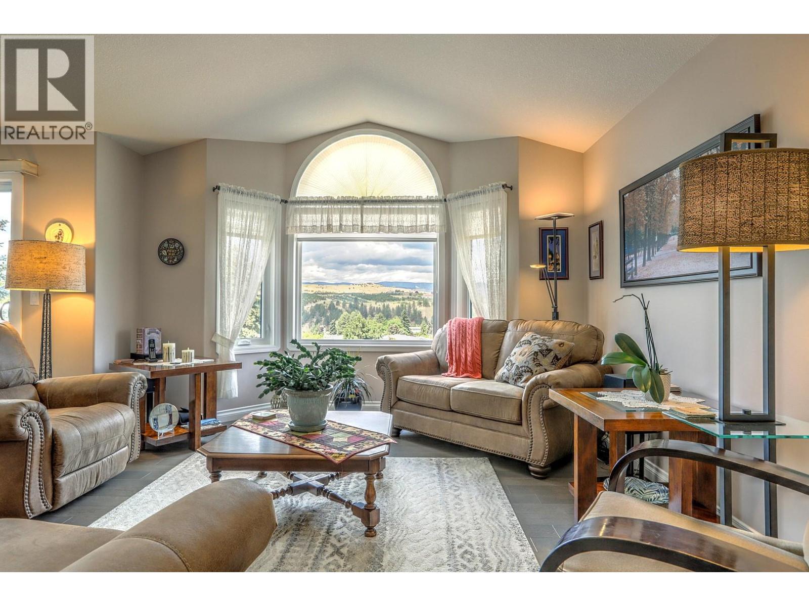 8905 Orchard Ridge Drive, Coldstream, British Columbia  V1B 1Z7 - Photo 8 - 10364012