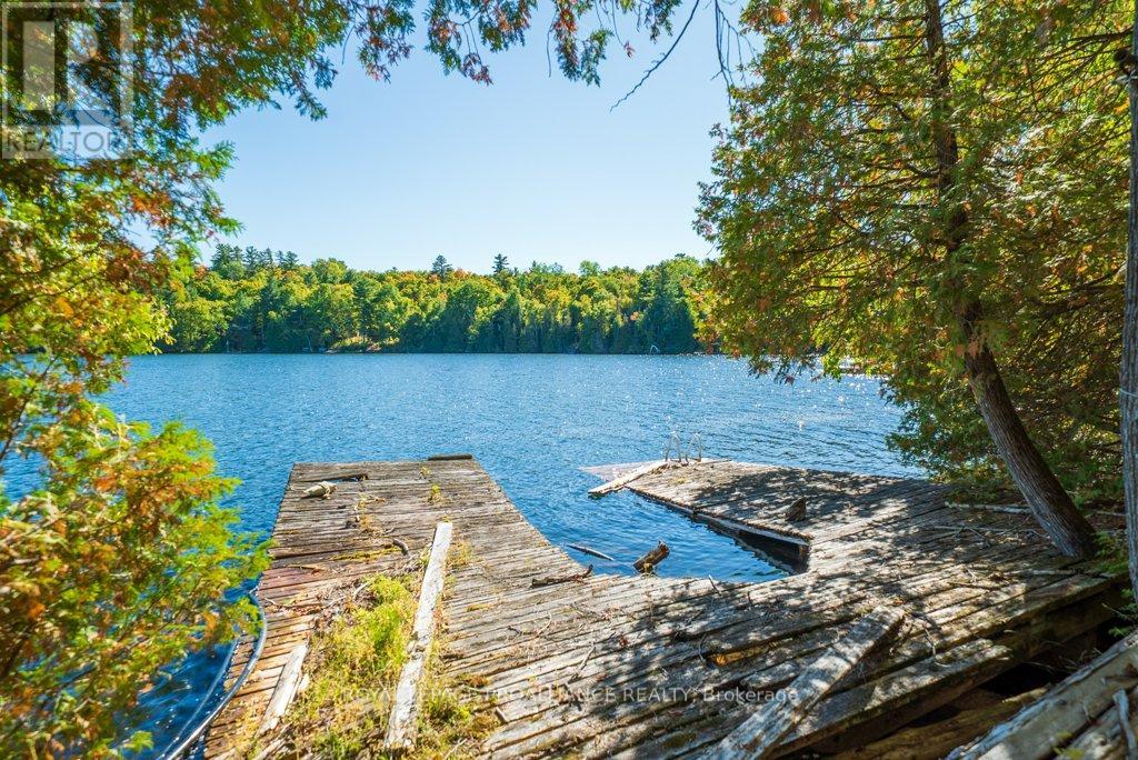 1042 East Flieler Lane, Frontenac, Ontario K0H 1K0 - Photo 42 - X12429865