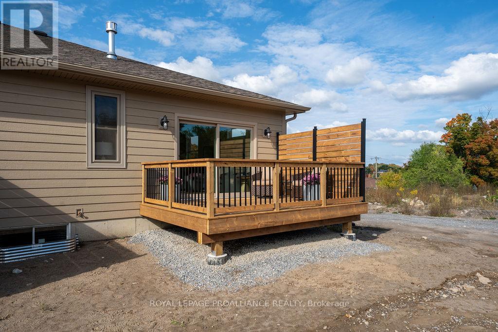 159 Pomeroy Avenue, Tweed, Ontario  K0K 3J0 - Photo 38 - X12429901