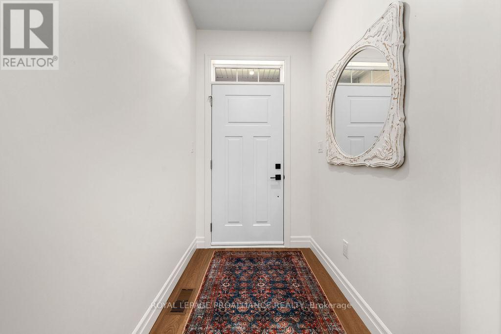 159 Pomeroy Avenue, Tweed, Ontario  K0K 3J0 - Photo 6 - X12429901