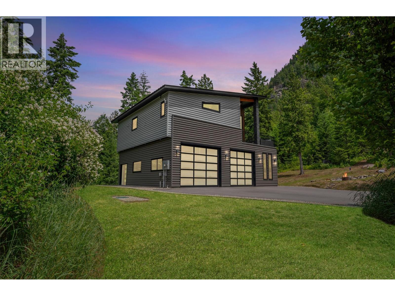 1959 Sandy Road, Castlegar, British Columbia  V1N 4T1 - Photo 8 - 10361779