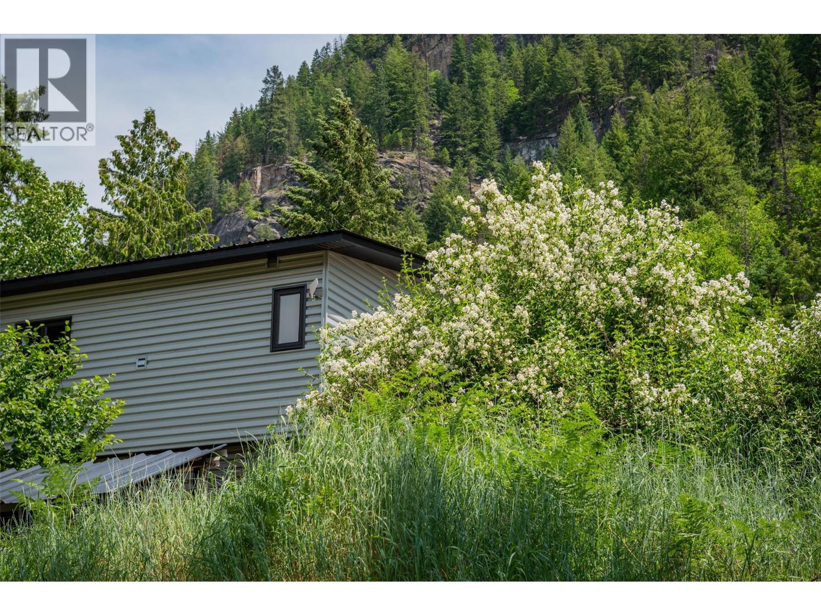 1959 Sandy Road, Castlegar, British Columbia  V1N 4T1 - Photo 52 - 10361779