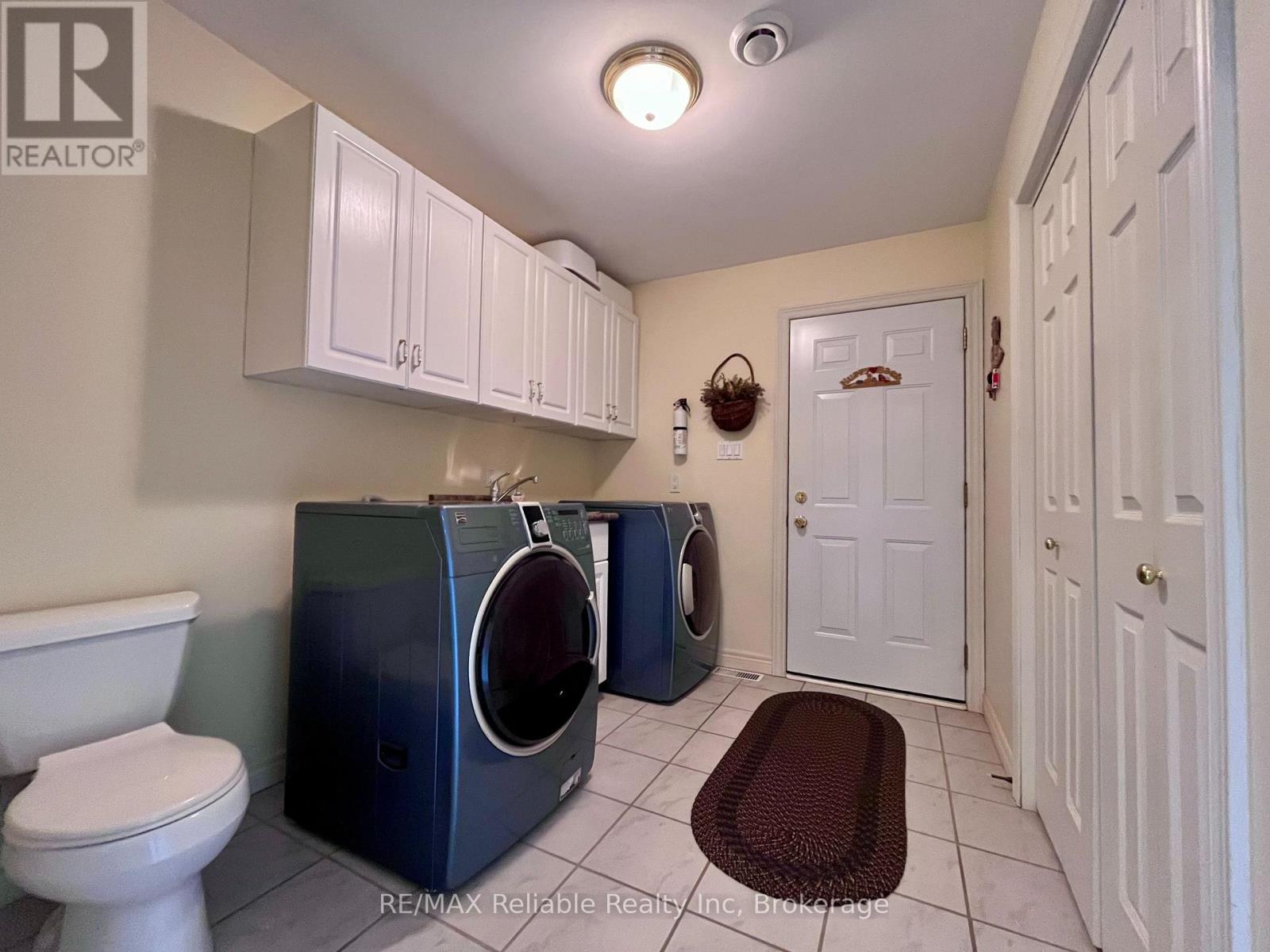 8 Beilby Street, Goderich, Ontario  N7A 4L1 - Photo 16 - X12429934