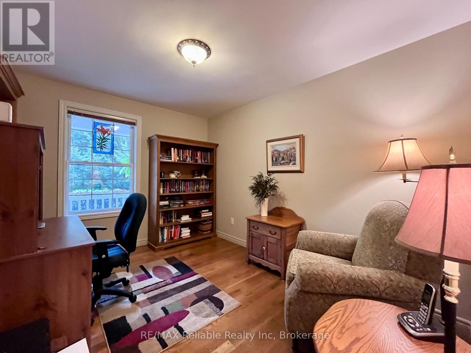 8 Beilby Street, Goderich, Ontario  N7A 4L1 - Photo 23 - X12429934
