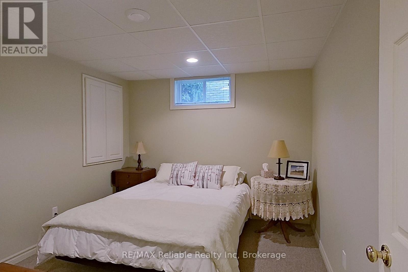 8 Beilby Street, Goderich, Ontario  N7A 4L1 - Photo 25 - X12429934