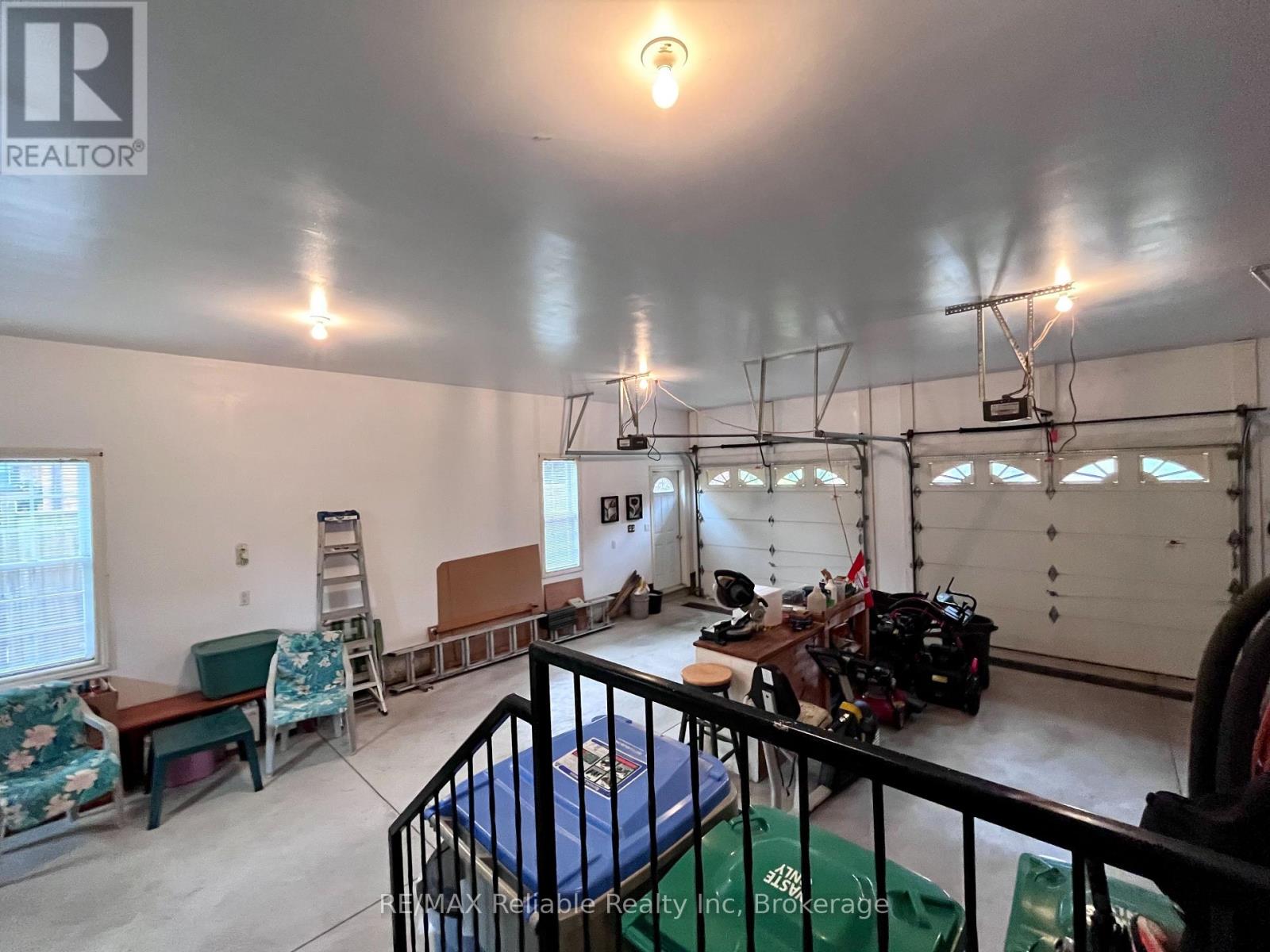 8 Beilby Street, Goderich, Ontario  N7A 4L1 - Photo 36 - X12429934