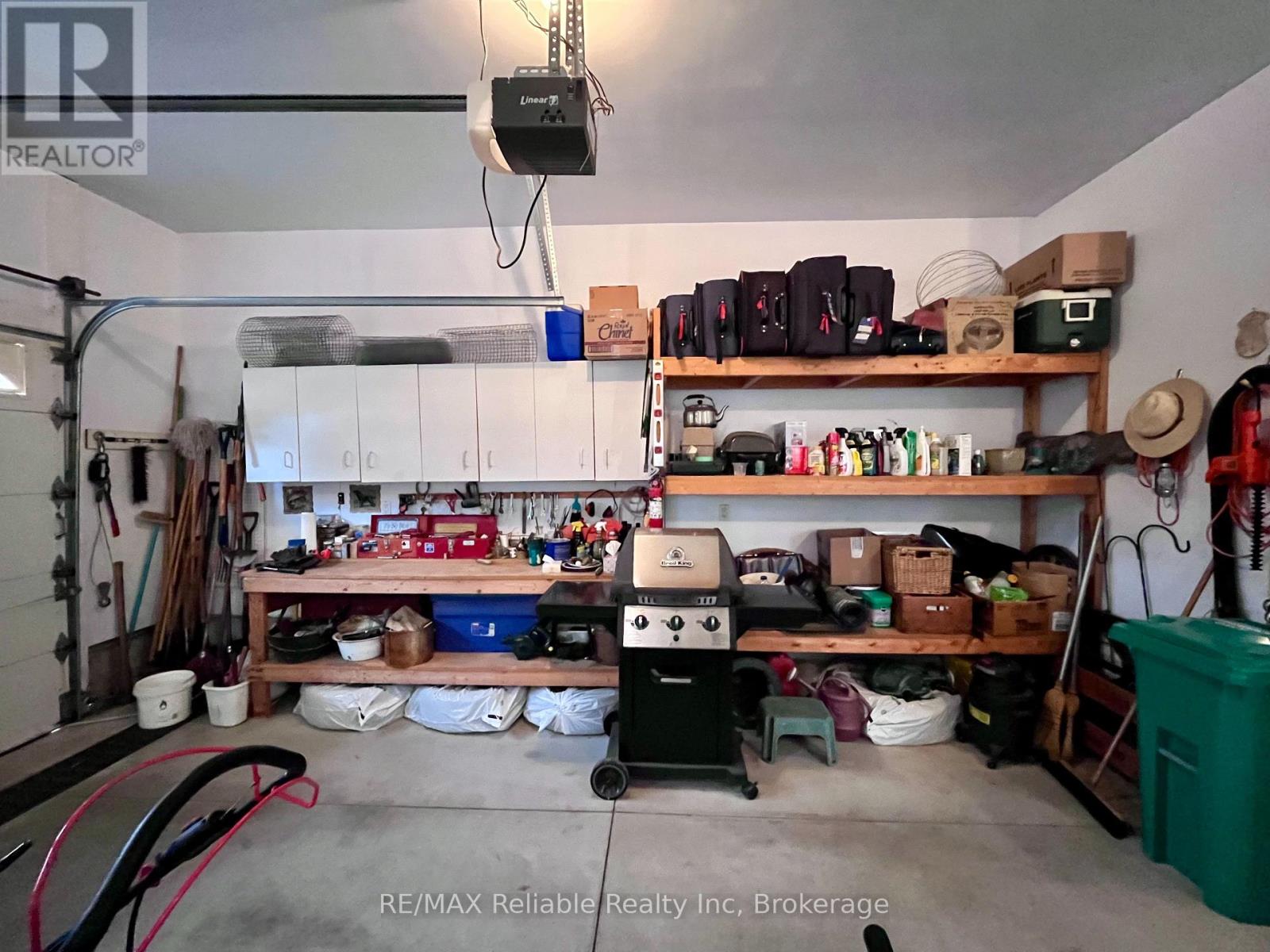 8 Beilby Street, Goderich, Ontario  N7A 4L1 - Photo 39 - X12429934