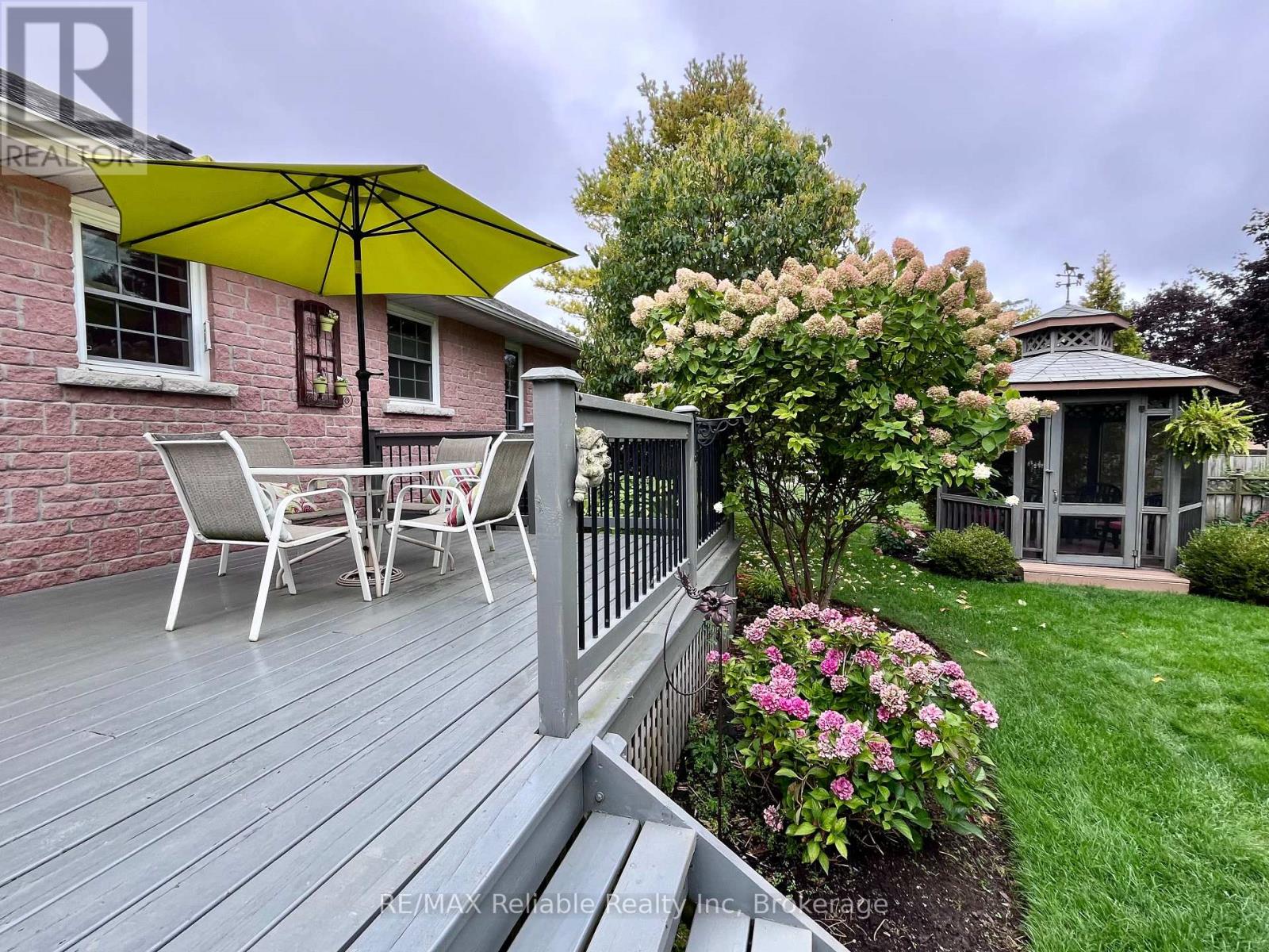8 Beilby Street, Goderich, Ontario  N7A 4L1 - Photo 41 - X12429934