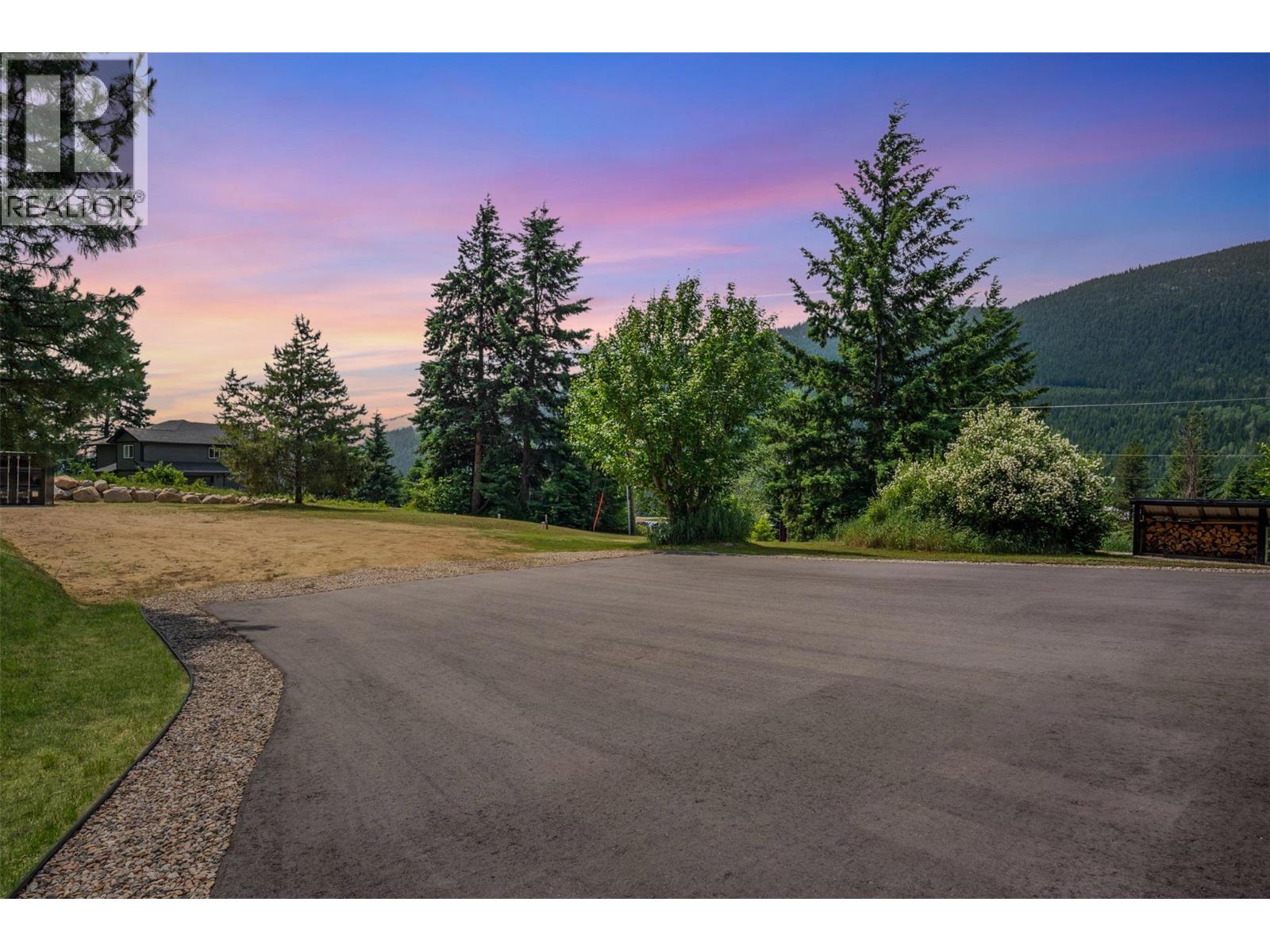 1959 Sandy Road, Castlegar, British Columbia  V1N 4T1 - Photo 7 - 10361779