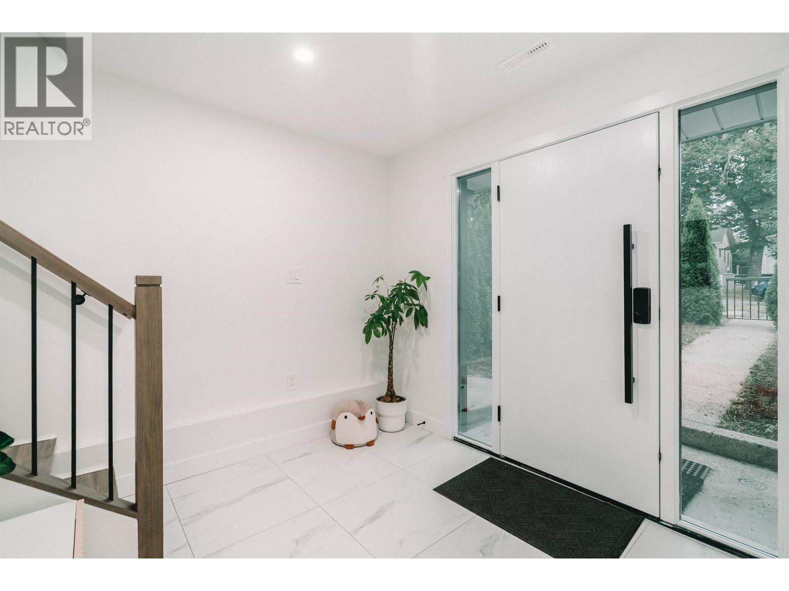 5885 Sherbrooke Street, Vancouver, British Columbia  V5W 3N1 - Photo 28 - R3050916