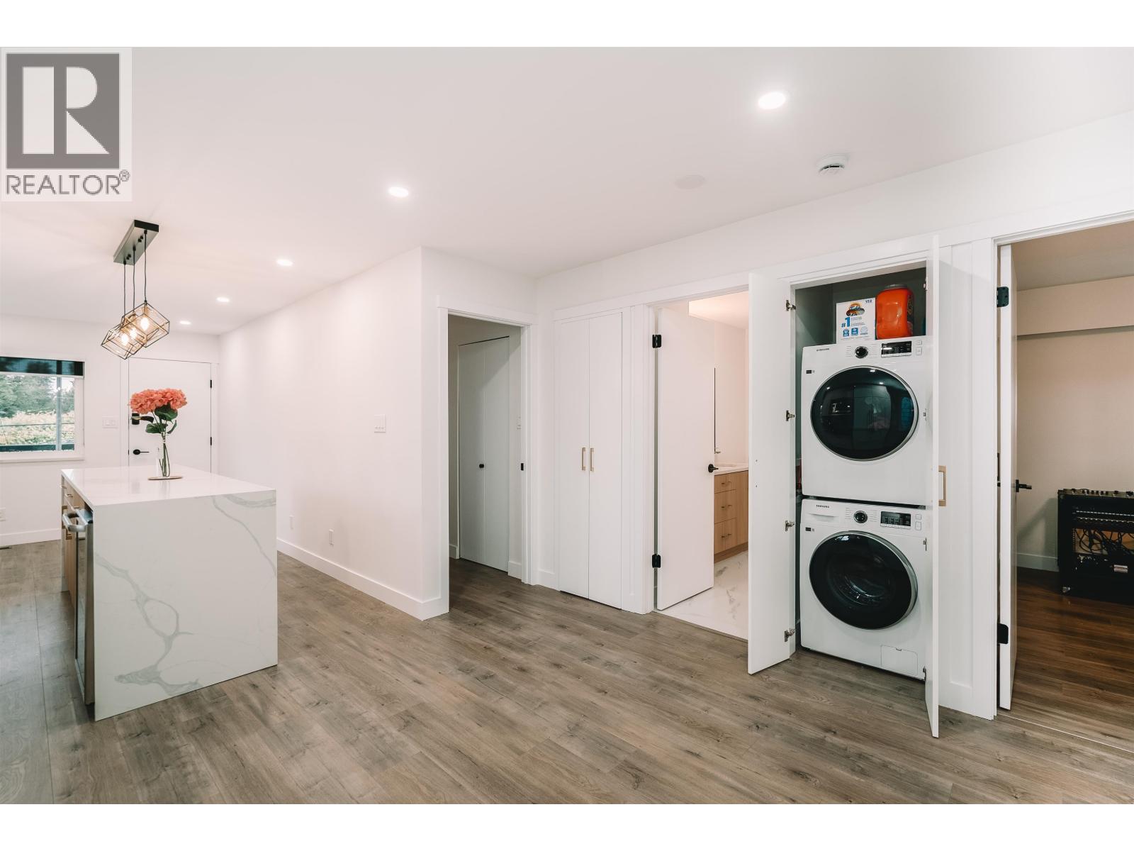 5885 Sherbrooke Street, Vancouver, British Columbia  V5W 3N1 - Photo 15 - R3050916
