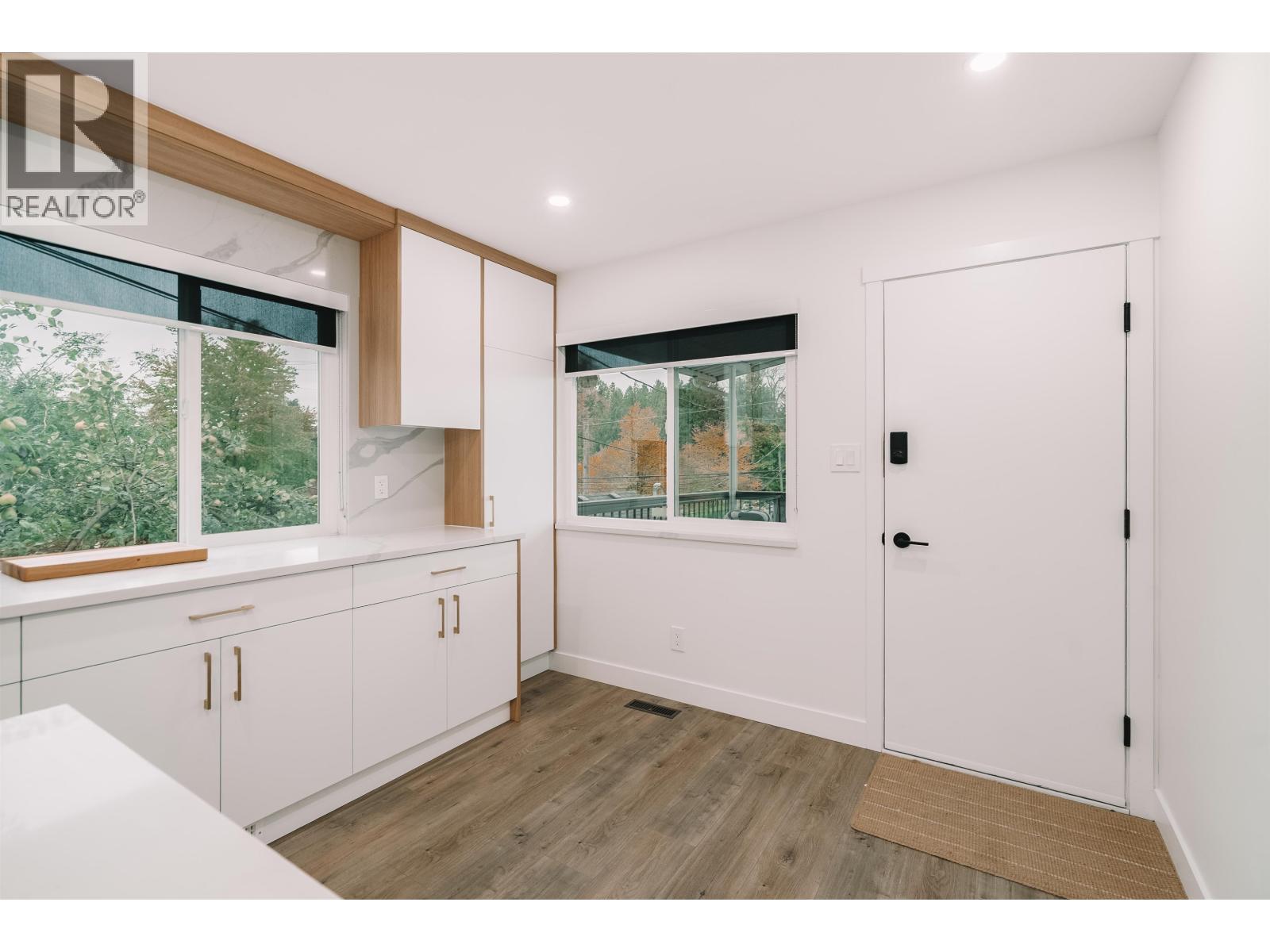 5885 Sherbrooke Street, Vancouver, British Columbia  V5W 3N1 - Photo 12 - R3050916