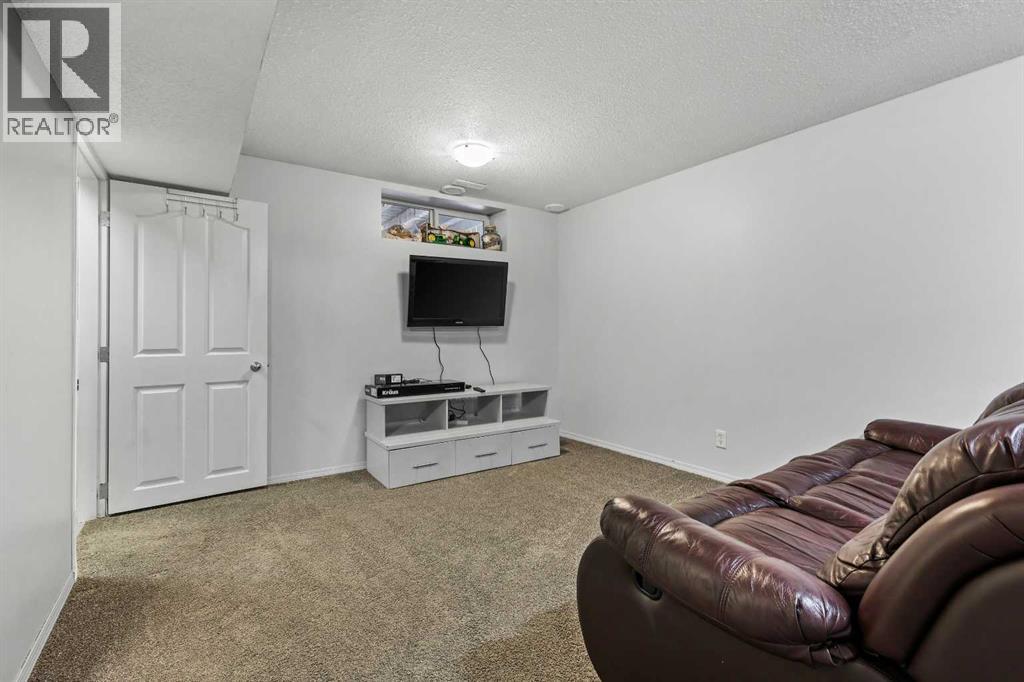 403, 703 Luxstone Square Sw, Airdrie, Alberta  T4B 0A3 - Photo 33 - A2259643