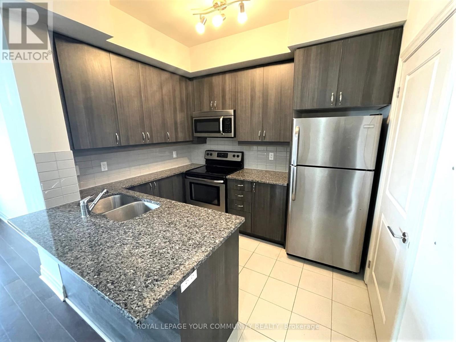 724 - 8110 Birchmount Road, Markham, Ontario  L6G 0E3 - Photo 3 - N12429829