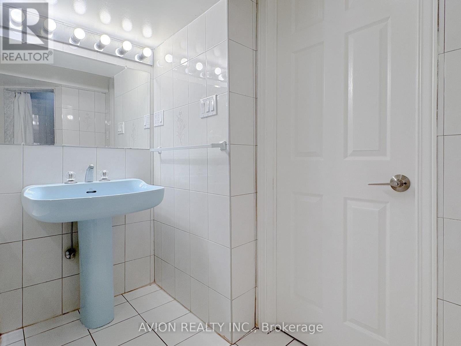 Lower - 48 Samuel Oster Avenue, Vaughan, Ontario  L4J 7C9 - Photo 11 - N12429853
