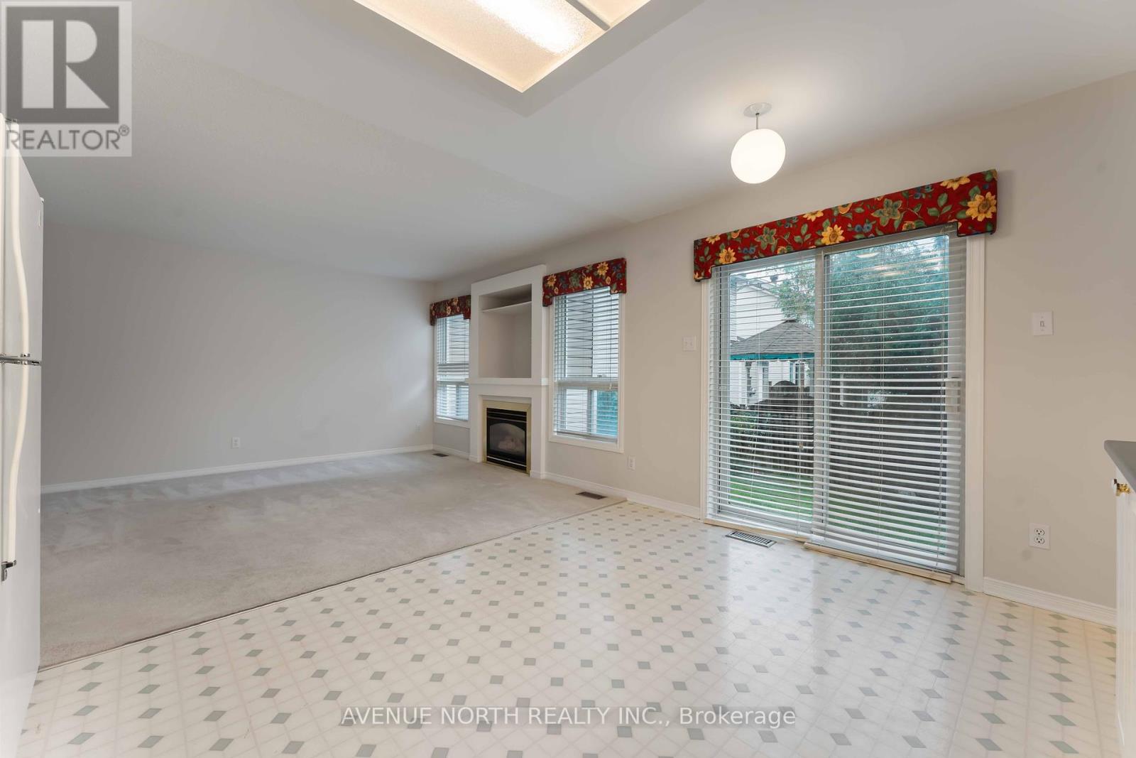 3 Windhurst Drive, Ottawa, Ontario  K2G 6G7 - Photo 13 - X12429871