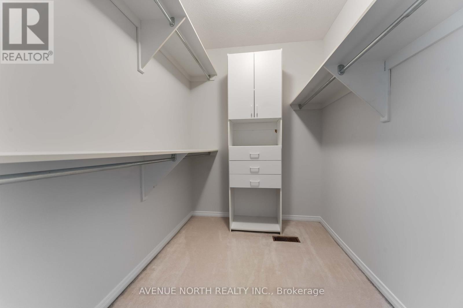3 Windhurst Drive, Ottawa, Ontario  K2G 6G7 - Photo 16 - X12429871