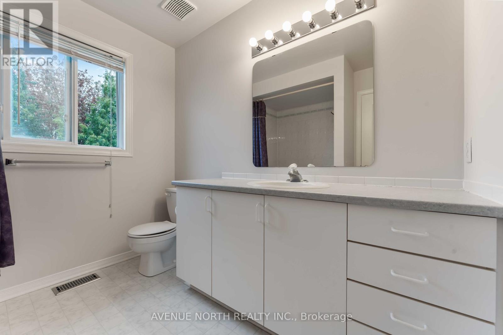 3 Windhurst Drive, Ottawa, Ontario  K2G 6G7 - Photo 18 - X12429871