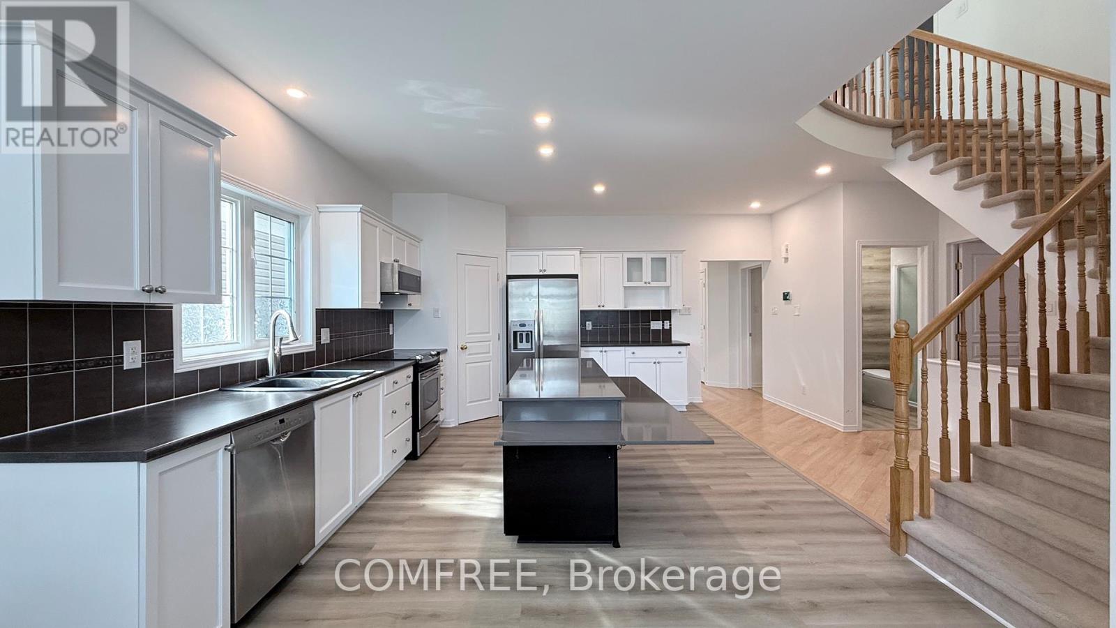 141 Stedman Street, Ottawa, Ontario  K1T 0B4 - Photo 12 - X12429885
