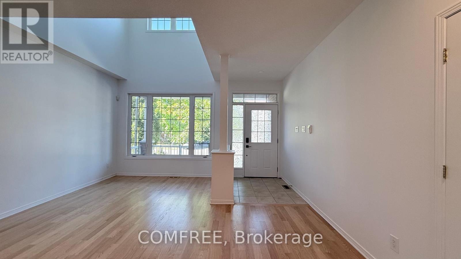 141 Stedman Street, Ottawa, Ontario  K1T 0B4 - Photo 4 - X12429885