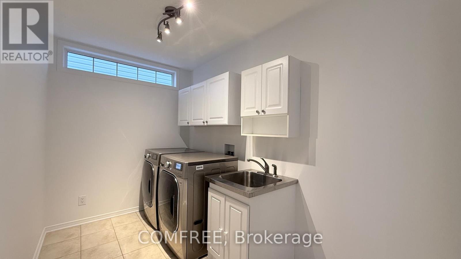 141 Stedman Street, Ottawa, Ontario  K1T 0B4 - Photo 7 - X12429885