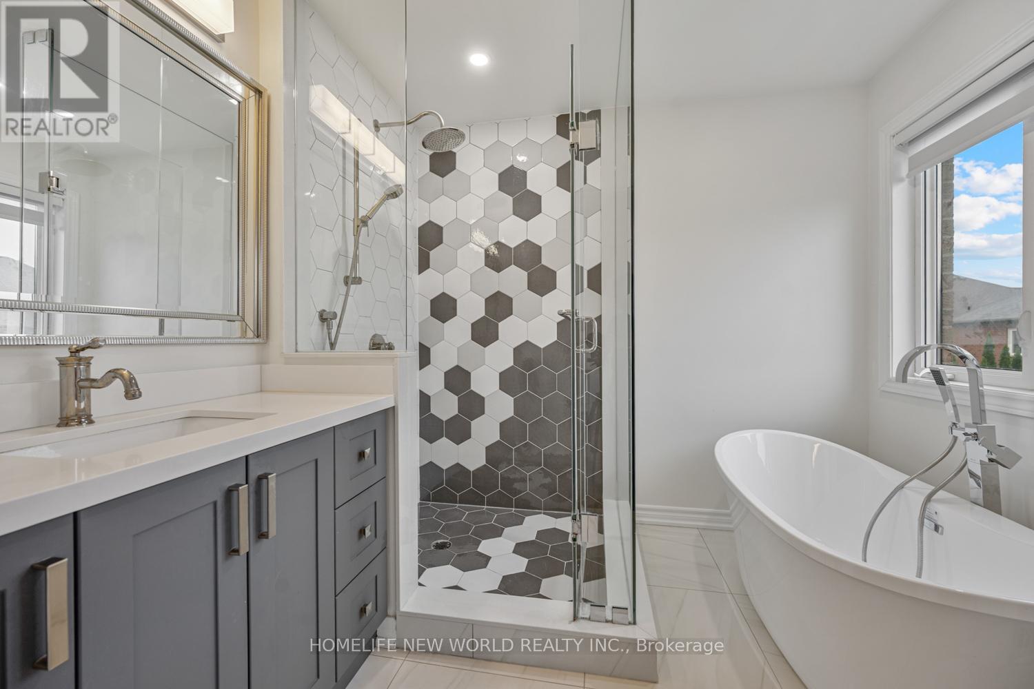 194 Shirrick Drive, Richmond Hill, Ontario  L4E 0C1 - Photo 26 - N12420959