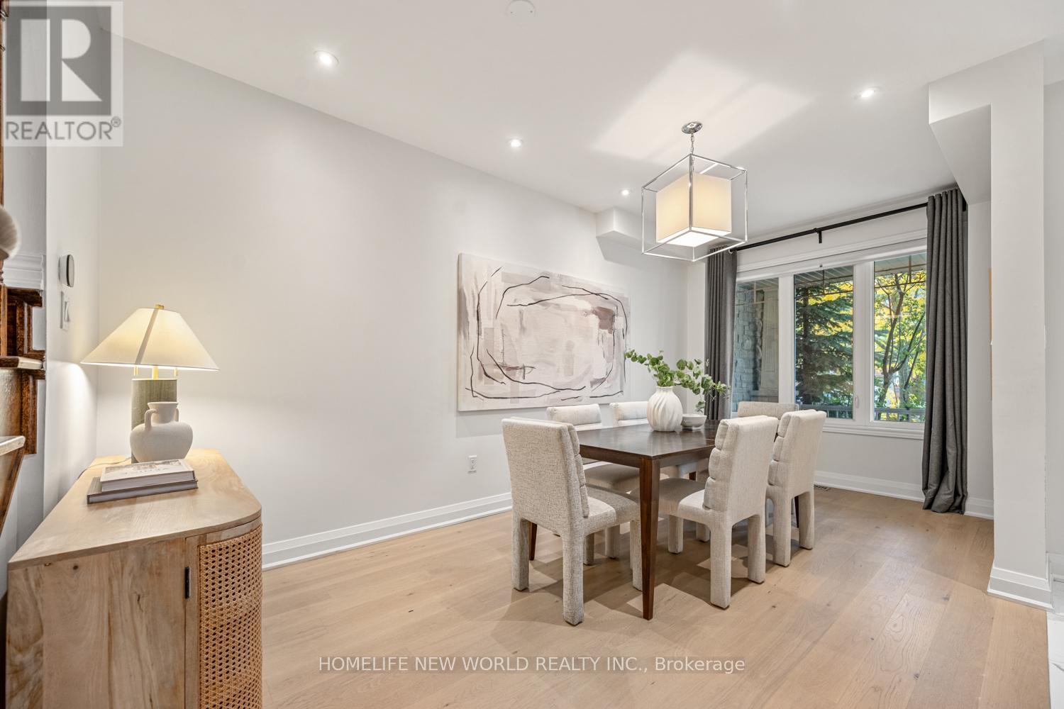 194 Shirrick Drive, Richmond Hill, Ontario  L4E 0C1 - Photo 6 - N12420959