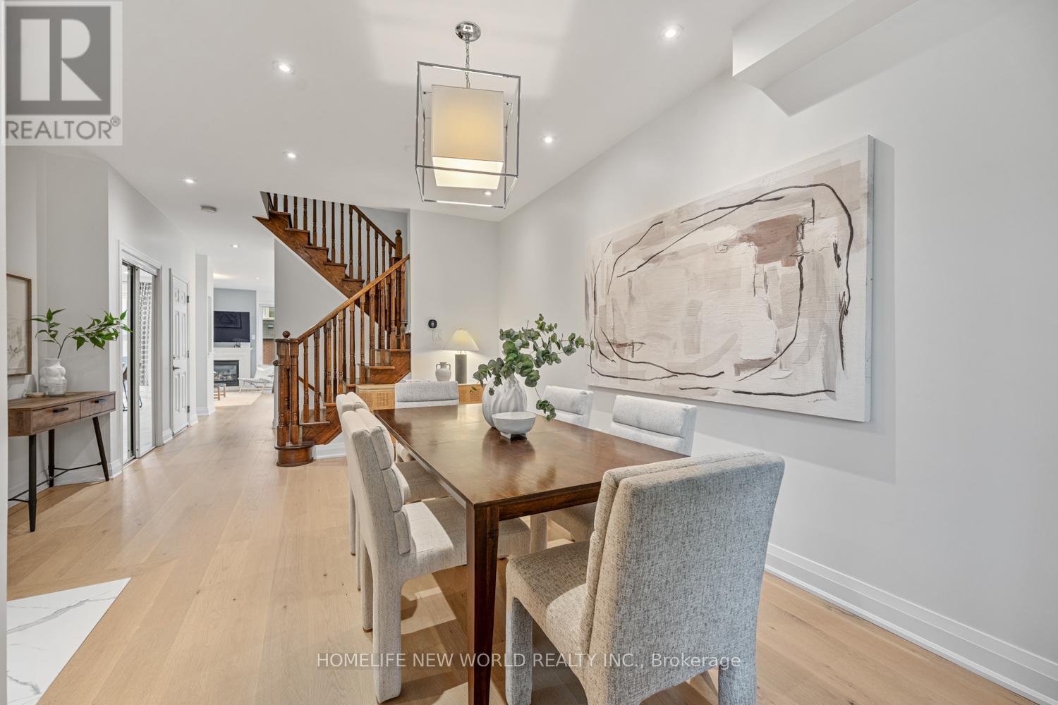 194 Shirrick Drive, Richmond Hill, Ontario  L4E 0C1 - Photo 7 - N12420959
