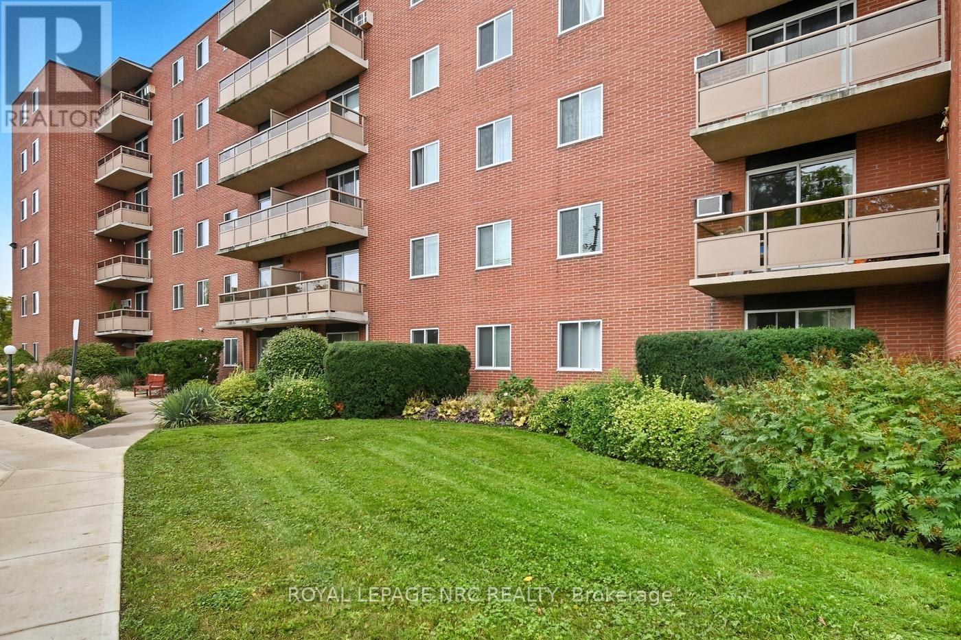 505 - 264 Grantham Avenue, St. Catharines (Carlton/bunting), Ontario  L2M 5B5 - Photo 2 - X12429921