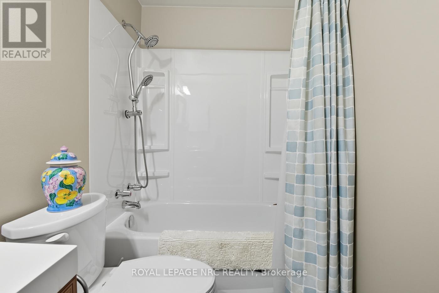 505 - 264 Grantham Avenue, St. Catharines (Carlton/bunting), Ontario  L2M 5B5 - Photo 43 - X12429921