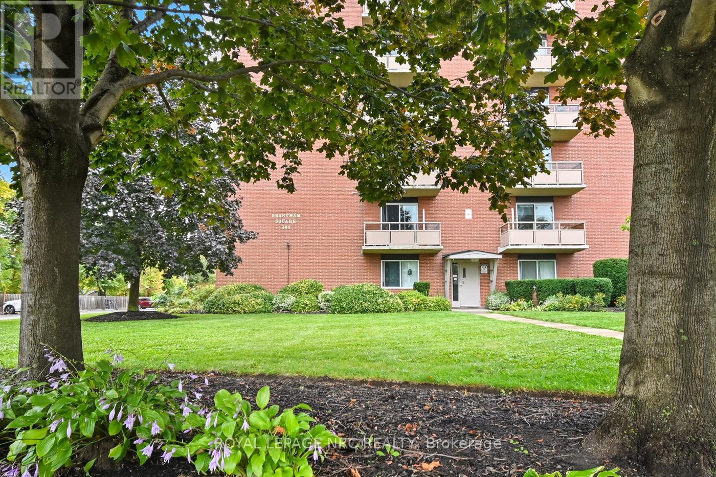 505 - 264 Grantham Avenue, St. Catharines (Carlton/bunting), Ontario  L2M 5B5 - Photo 6 - X12429921