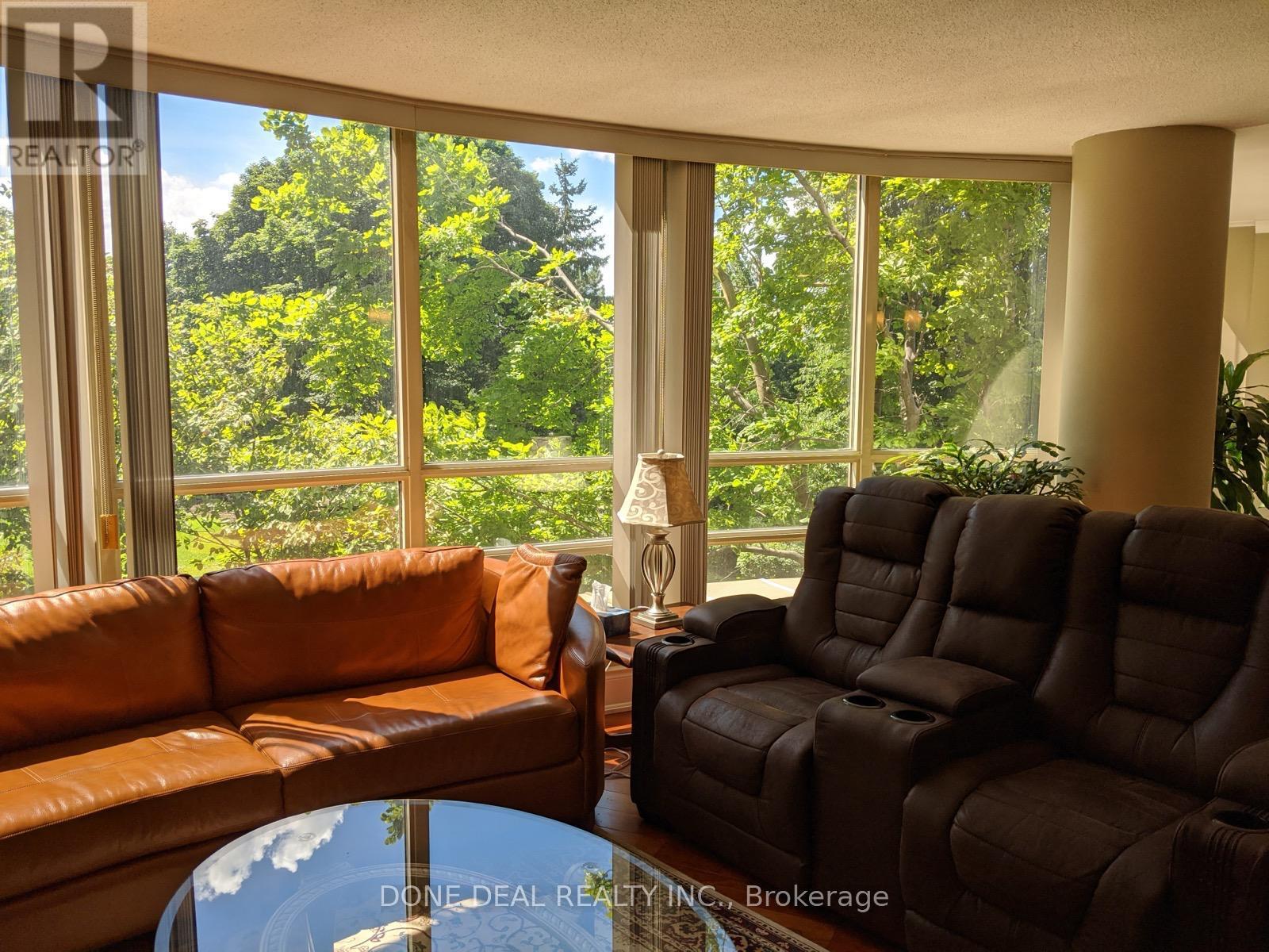 207 - 50 Eglinton Avenue W, Mississauga, Ontario  L5R 3P5 - Photo 8 - W12429825