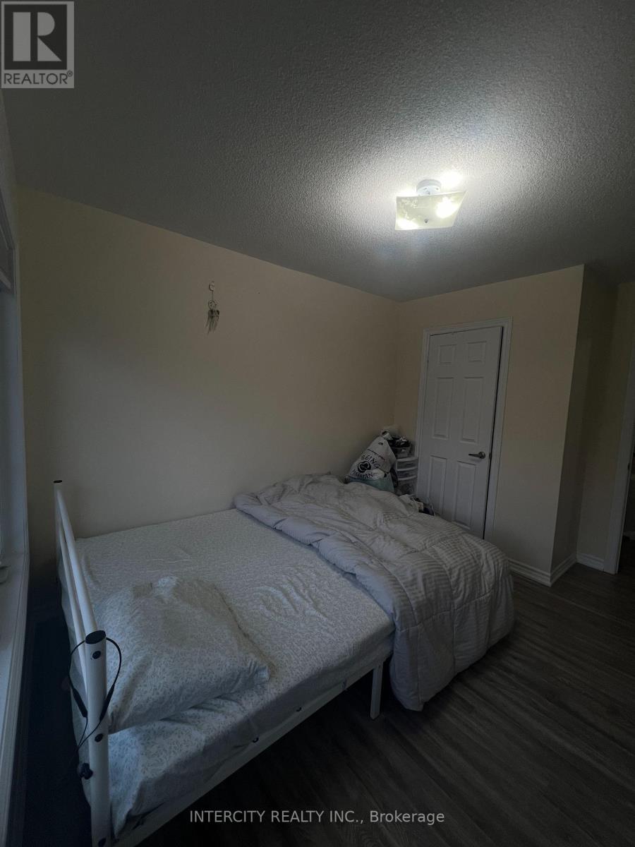 100 - 200 Veterans Drive E, Brampton, Ontario  L7A 5K7 - Photo 12 - W12429839