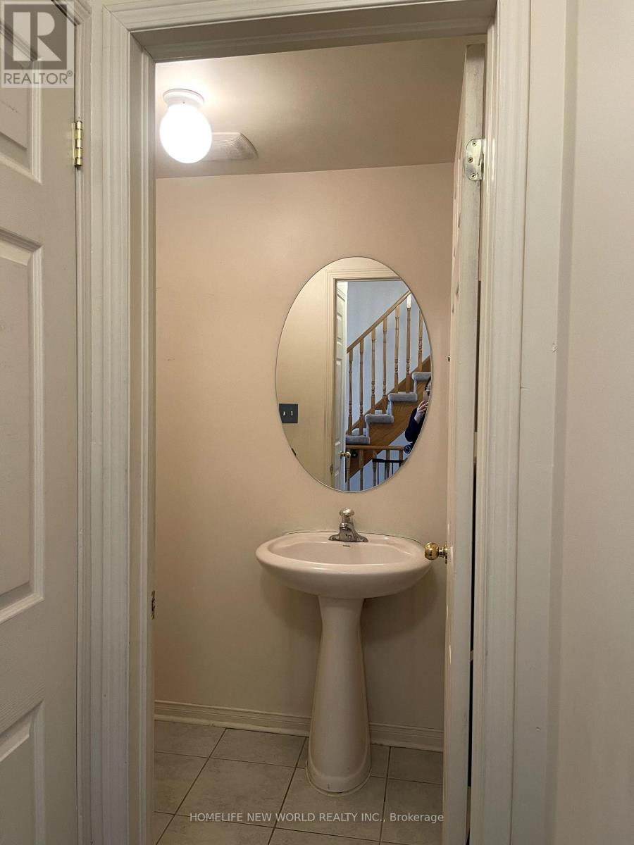 173 Torbarrie Road, Toronto, Ontario  M3L 1G8 - Photo 12 - W12429844