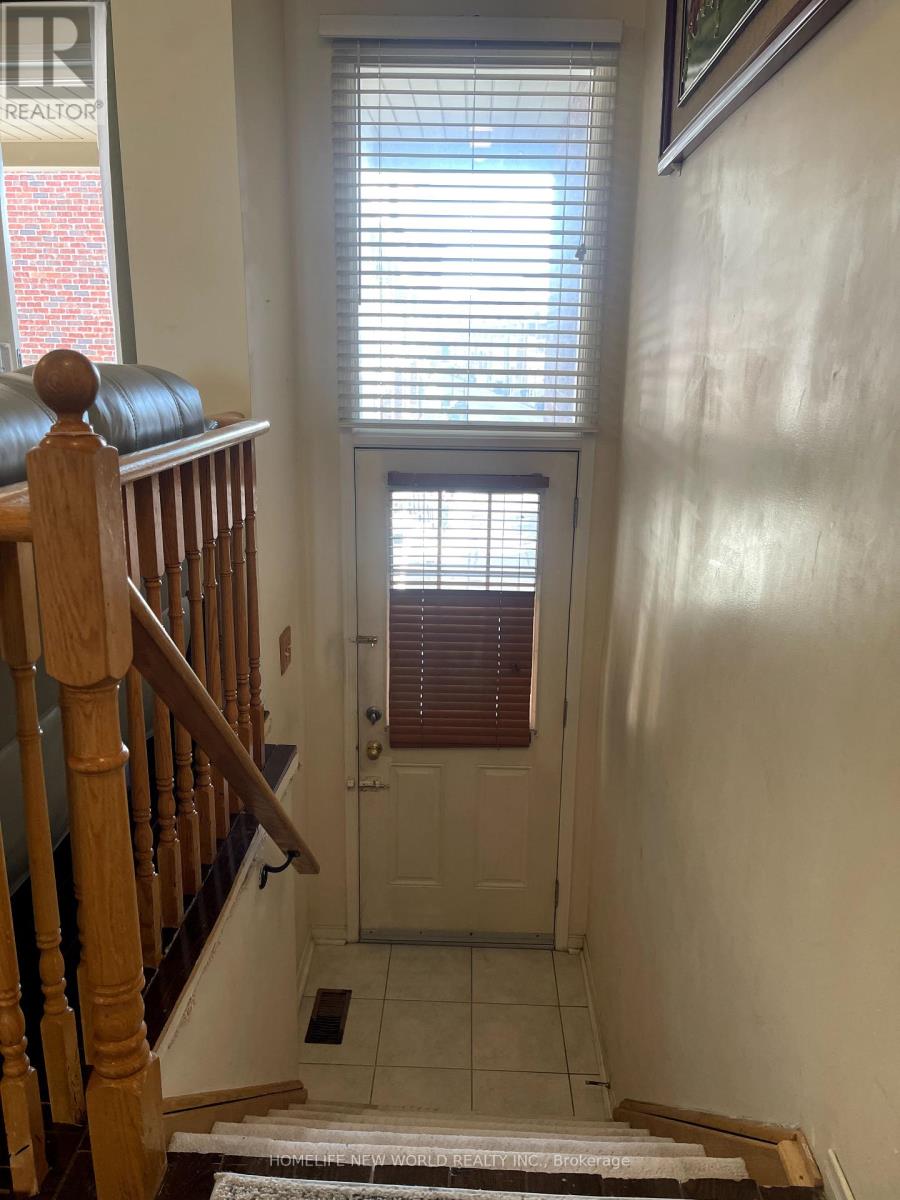173 Torbarrie Road, Toronto, Ontario  M3L 1G8 - Photo 9 - W12429844