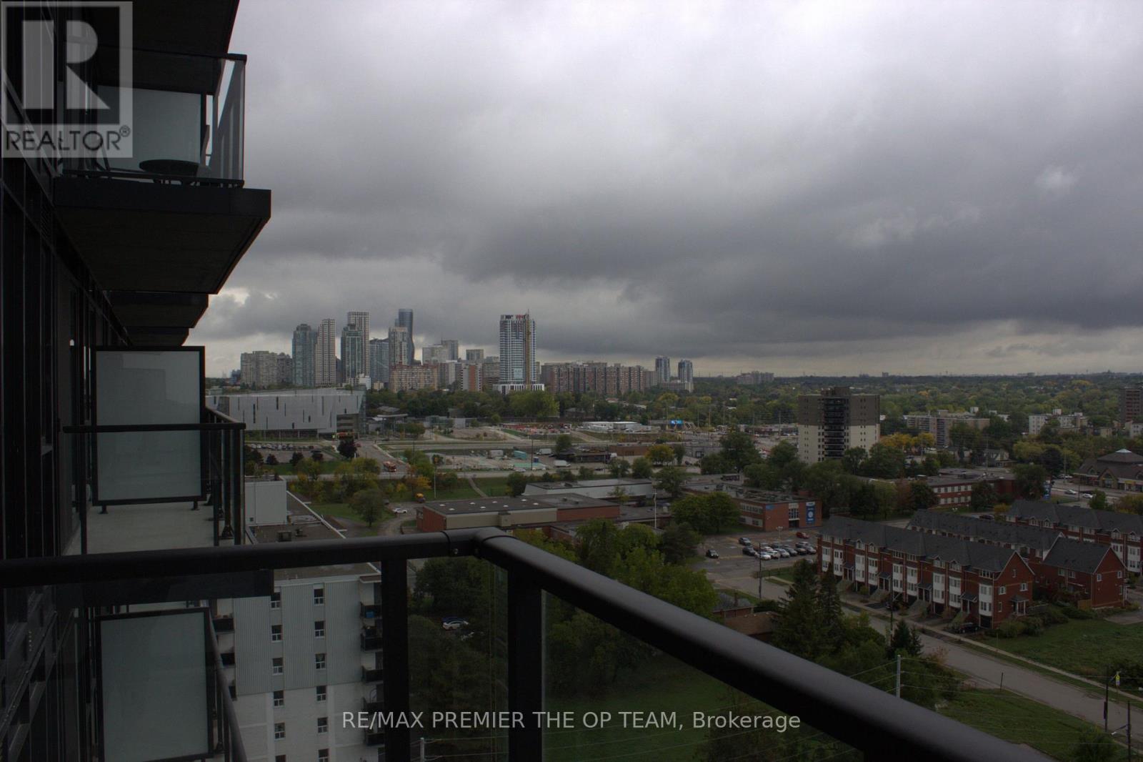 1520 - 3009 Novar Road, Mississauga, Ontario  L5B 0P9 - Photo 13 - W12429857