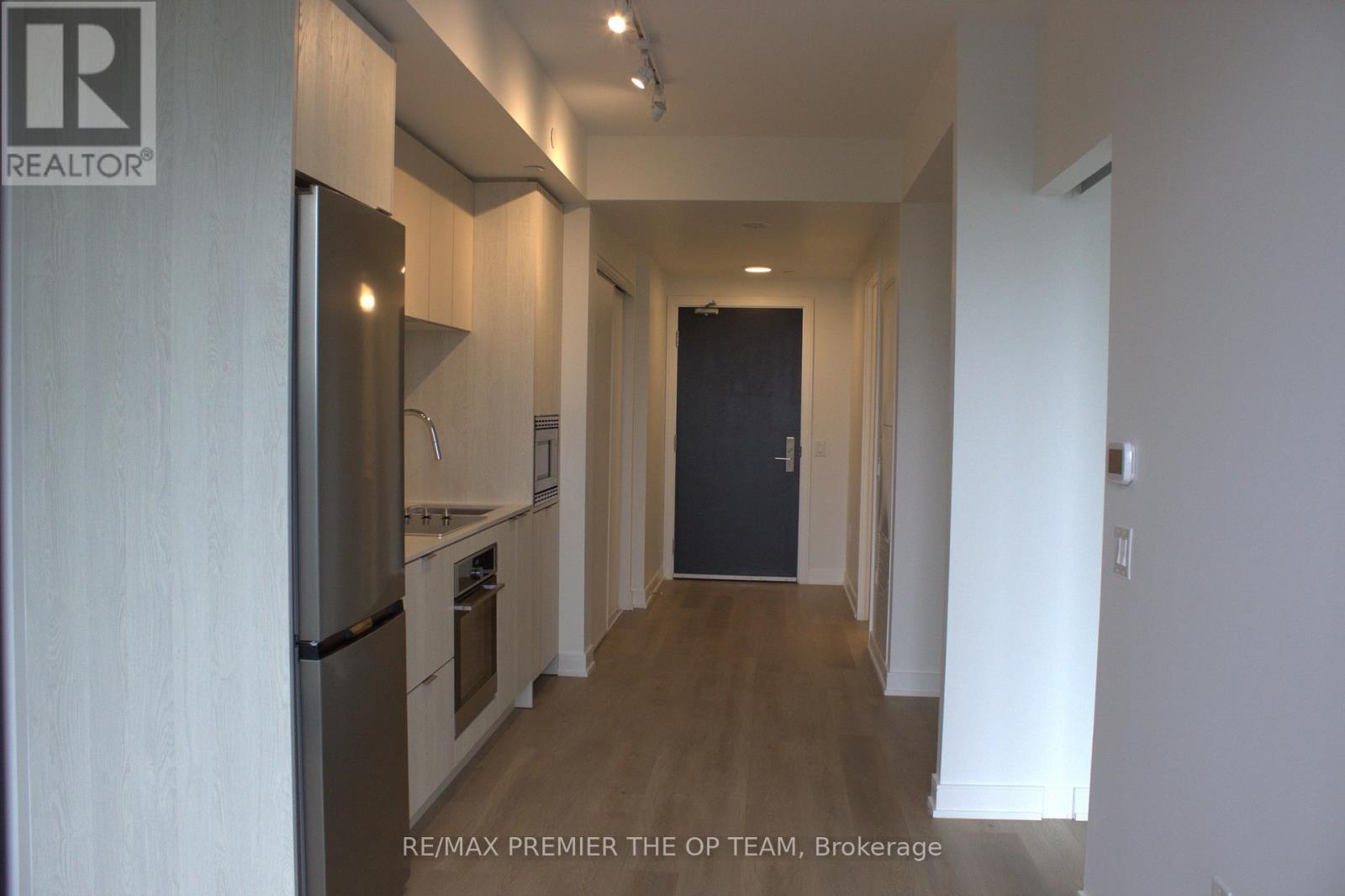 1520 - 3009 Novar Road, Mississauga, Ontario  L5B 0P9 - Photo 14 - W12429857