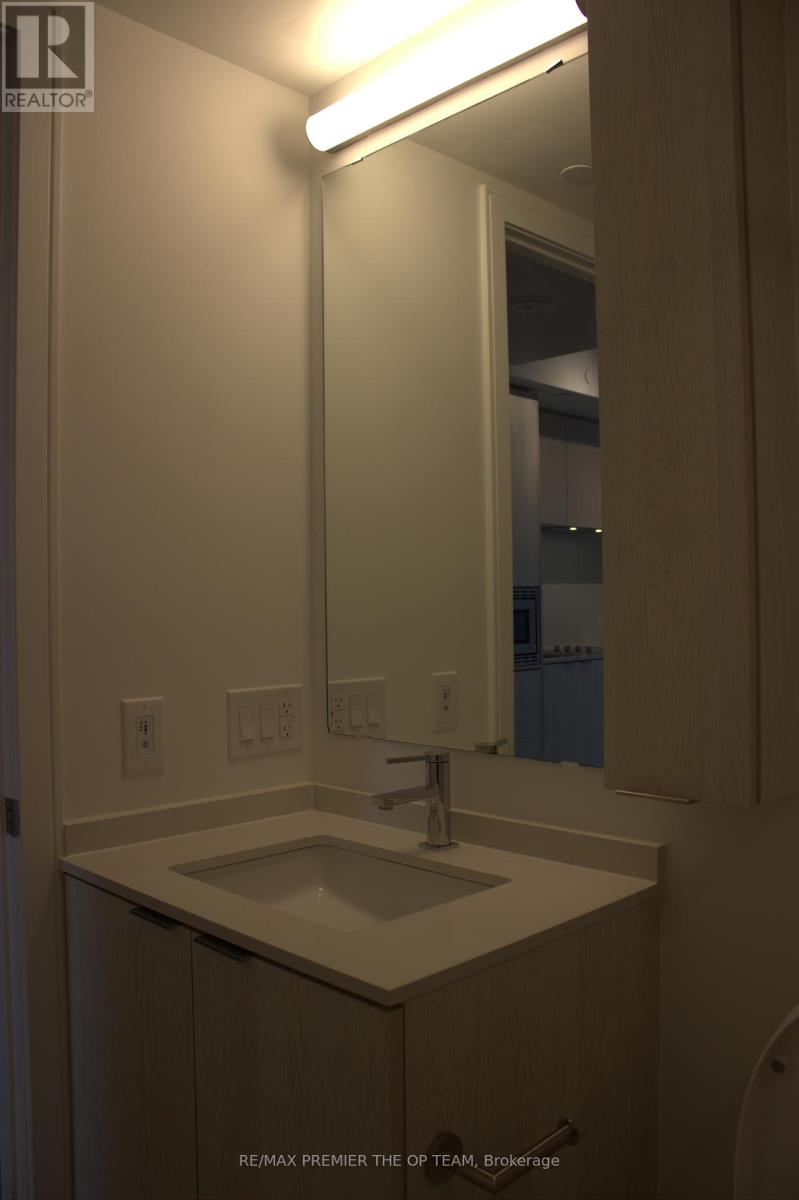 1520 - 3009 Novar Road, Mississauga, Ontario  L5B 0P9 - Photo 6 - W12429857