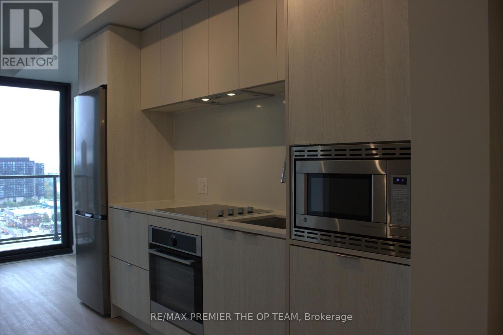 1520 - 3009 Novar Road, Mississauga, Ontario  L5B 0P9 - Photo 7 - W12429857