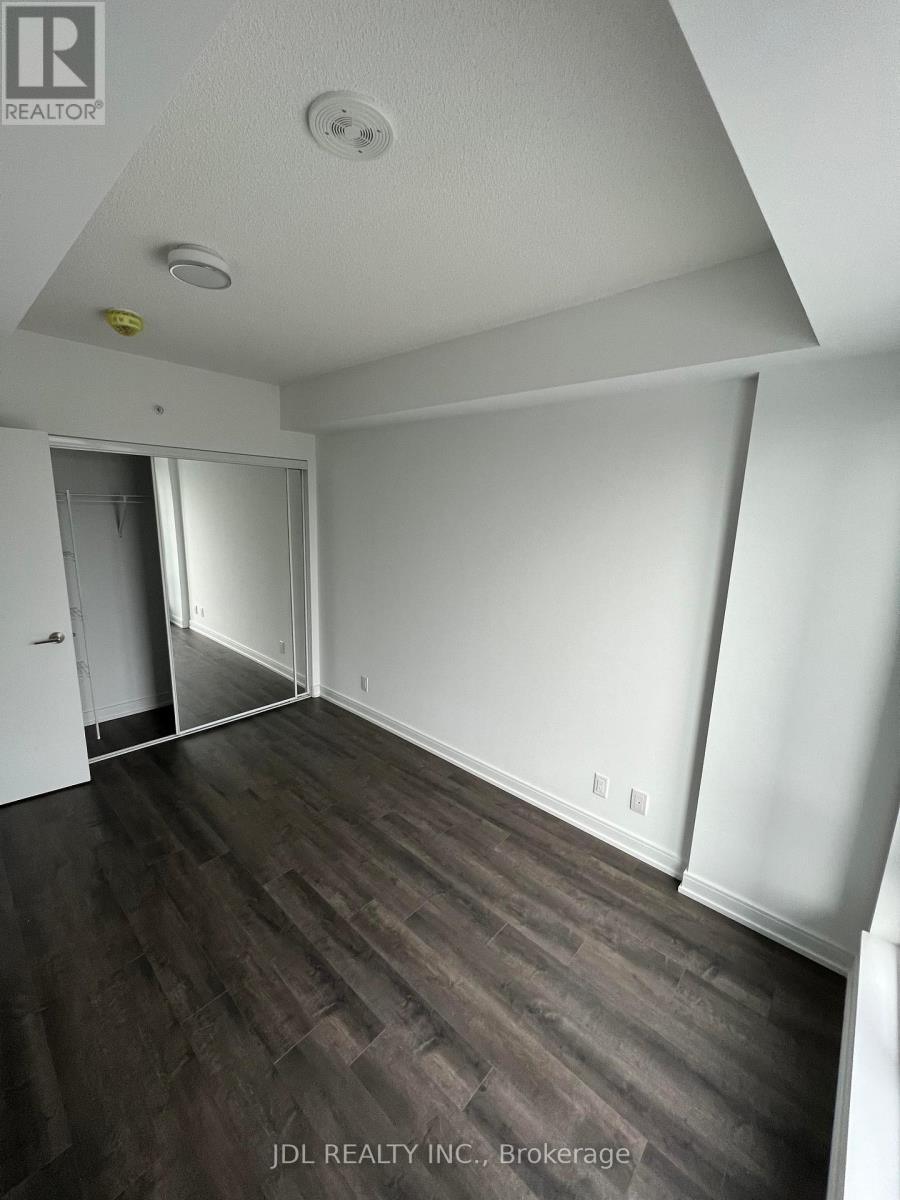 212 - 30 Samuel Wood Way, Toronto, Ontario  M9B 1B1 - Photo 6 - W12429863