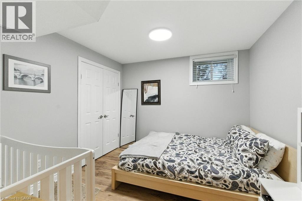 36 Pinecreek Road, Waterdown, Ontario  L8B 0H1 - Photo 43 - 40774099
