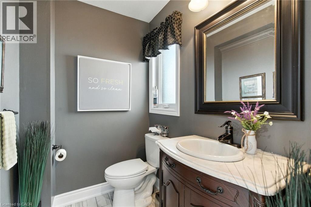36 Pinecreek Road, Waterdown, Ontario  L8B 0H1 - Photo 20 - 40774099