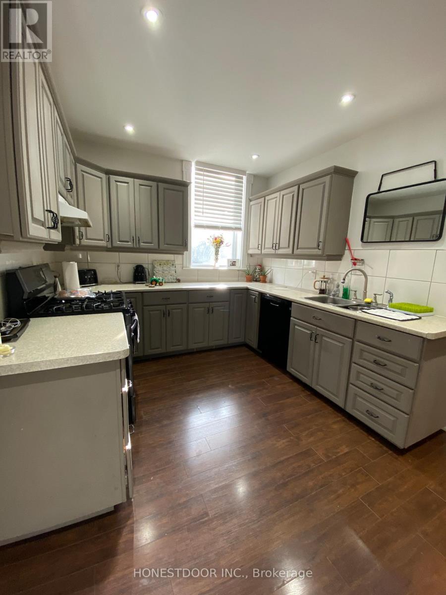 103 Victoria Avenue S, Hamilton, Ontario  L8N 2S9 - Photo 7 - X12429826