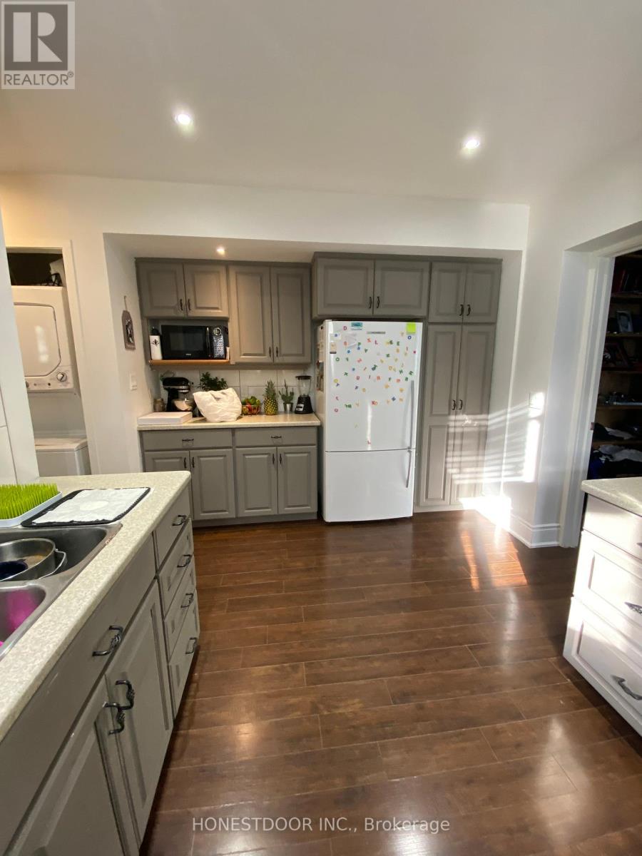 103 Victoria Avenue S, Hamilton, Ontario  L8N 2S9 - Photo 8 - X12429826